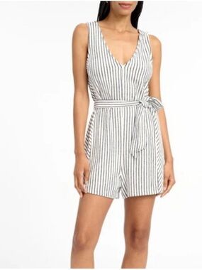 Splendid Navy & White Striped Tie-Waist Romper
